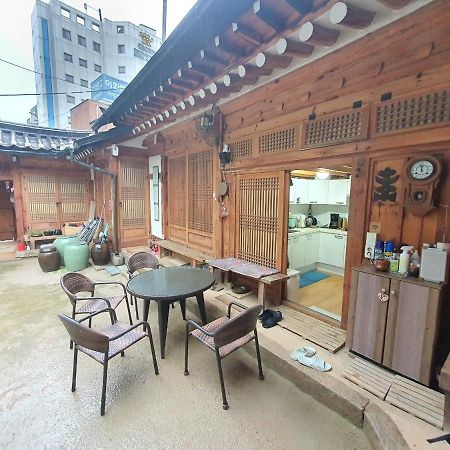 Namhyundang - Hanok Korean Traditional House Szöul Kültér fotó