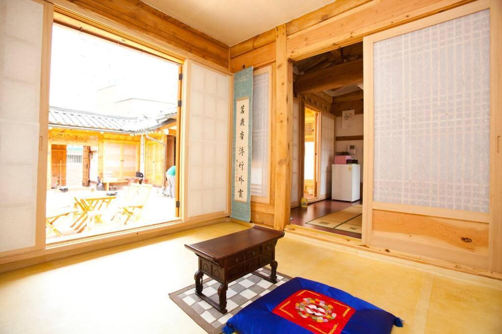 Namhyundang - Hanok Korean Traditional House Szöul Kültér fotó