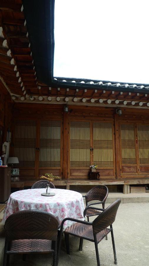 Namhyundang - Hanok Korean Traditional House Szöul Kültér fotó