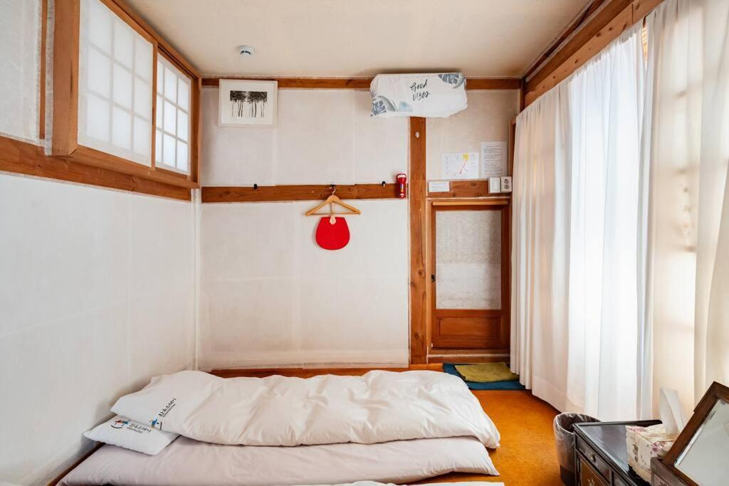 Namhyundang - Hanok Korean Traditional House Szöul Kültér fotó