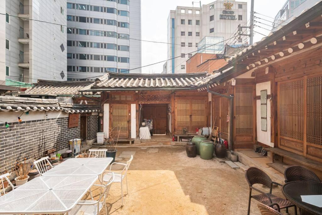 Namhyundang - Hanok Korean Traditional House Szöul Kültér fotó
